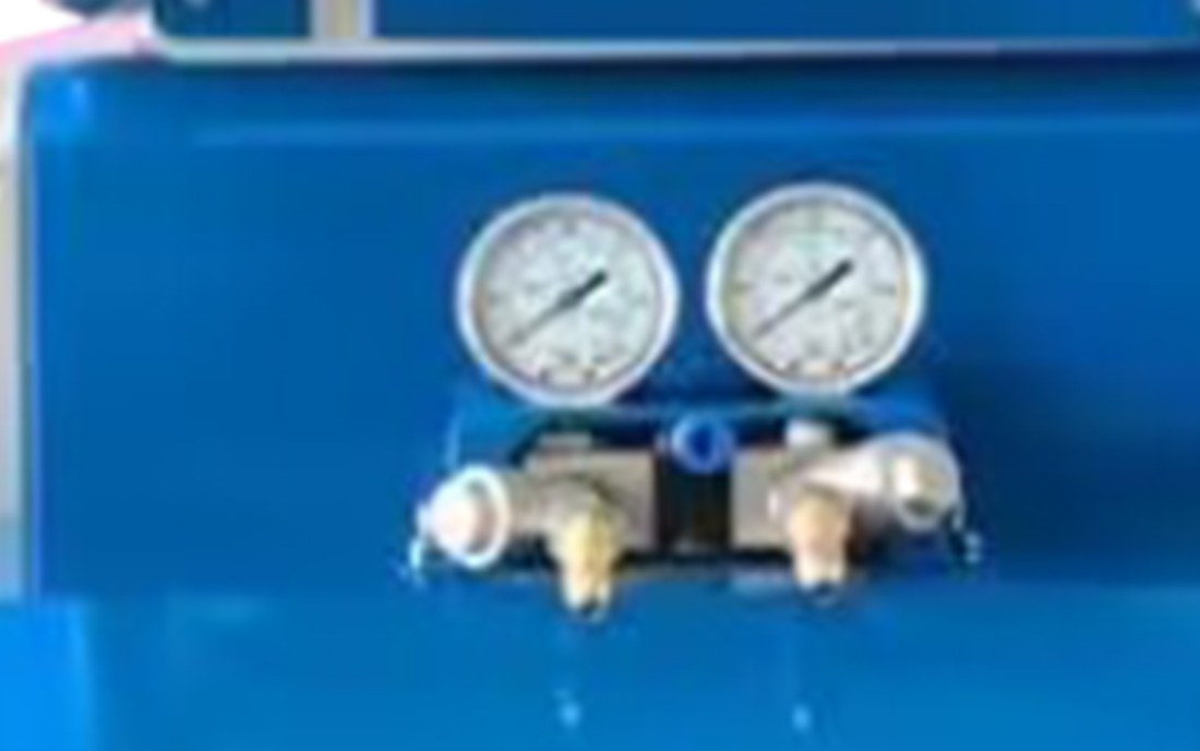 JYYJ-H-V6 dual A and B high-pressure gauges with mixing valves